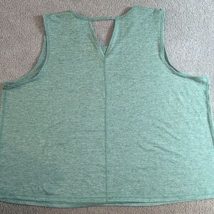 💚Ideology Mint Green Sleeveless Tank Top